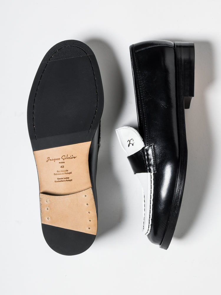 
                  
                    Load image into Gallery viewer, MOLIÈRE BLACK &amp;amp; WHITE
                  
                